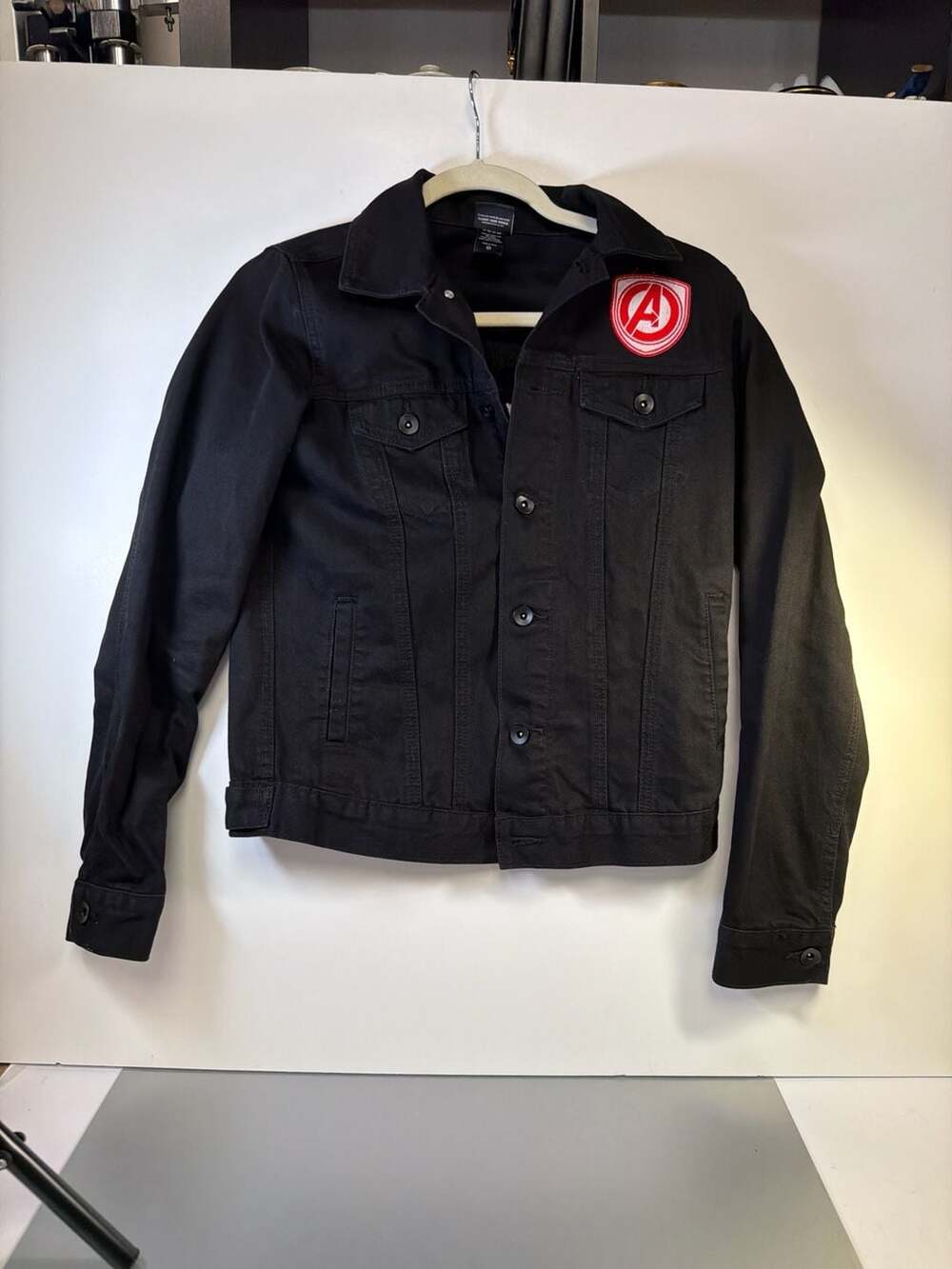 Her Universe Marvel Avengers Black Denim Jacket Size Small